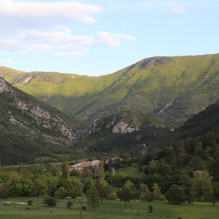Gite En Haute Provence Montfroc Εξωτερικό φωτογραφία